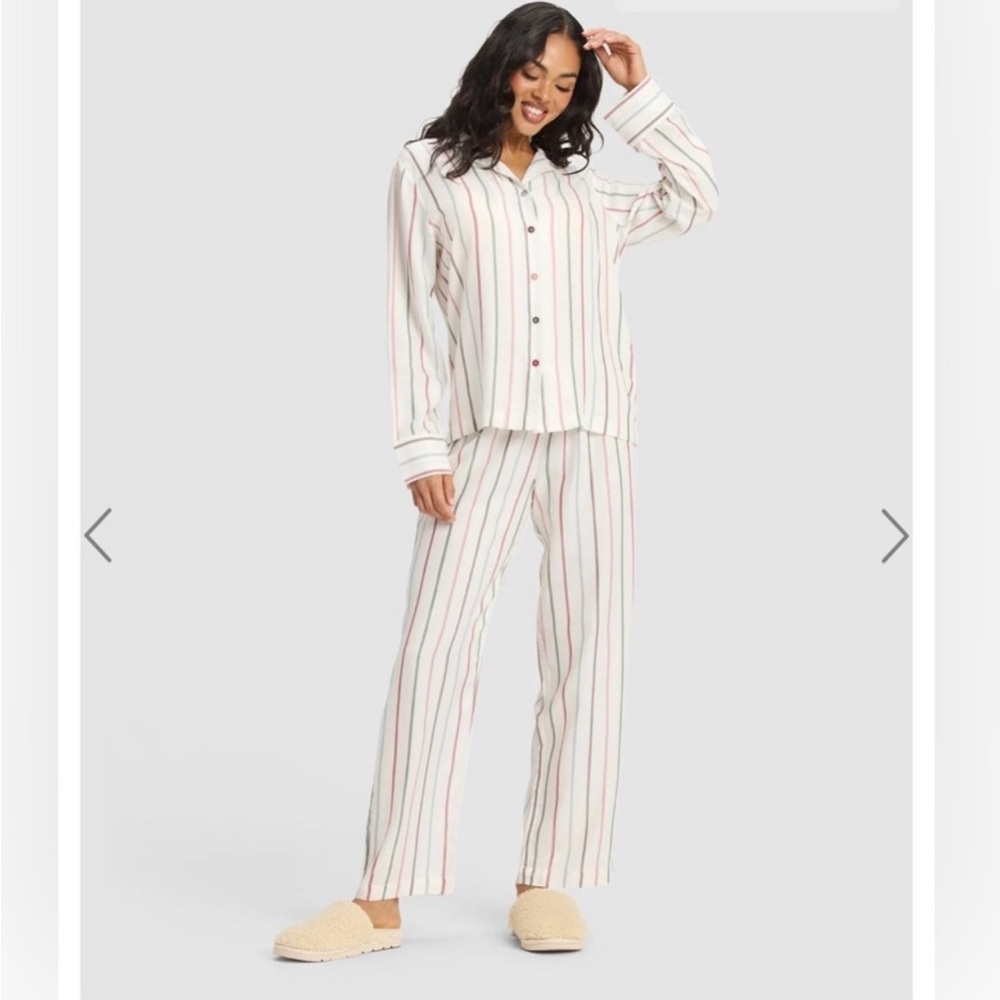 Cozy Earth Cottage Stripe Pajama Set Size Medium